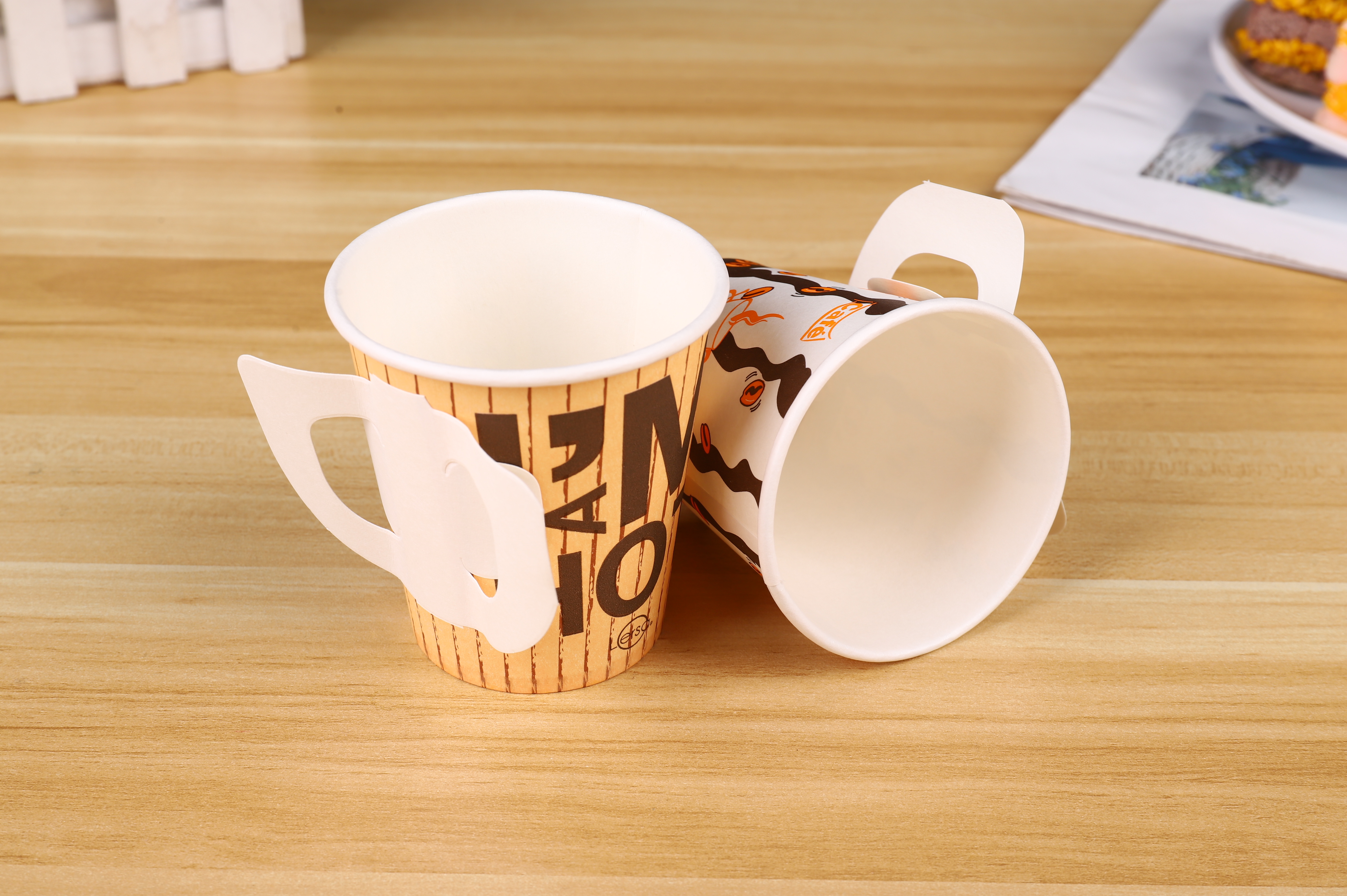 7oz/8oz/9oz Eco-Friendly 210ml/240ml/270ml Custom Printed Paper Cup Disposable Paper Coffee Cup with Handle