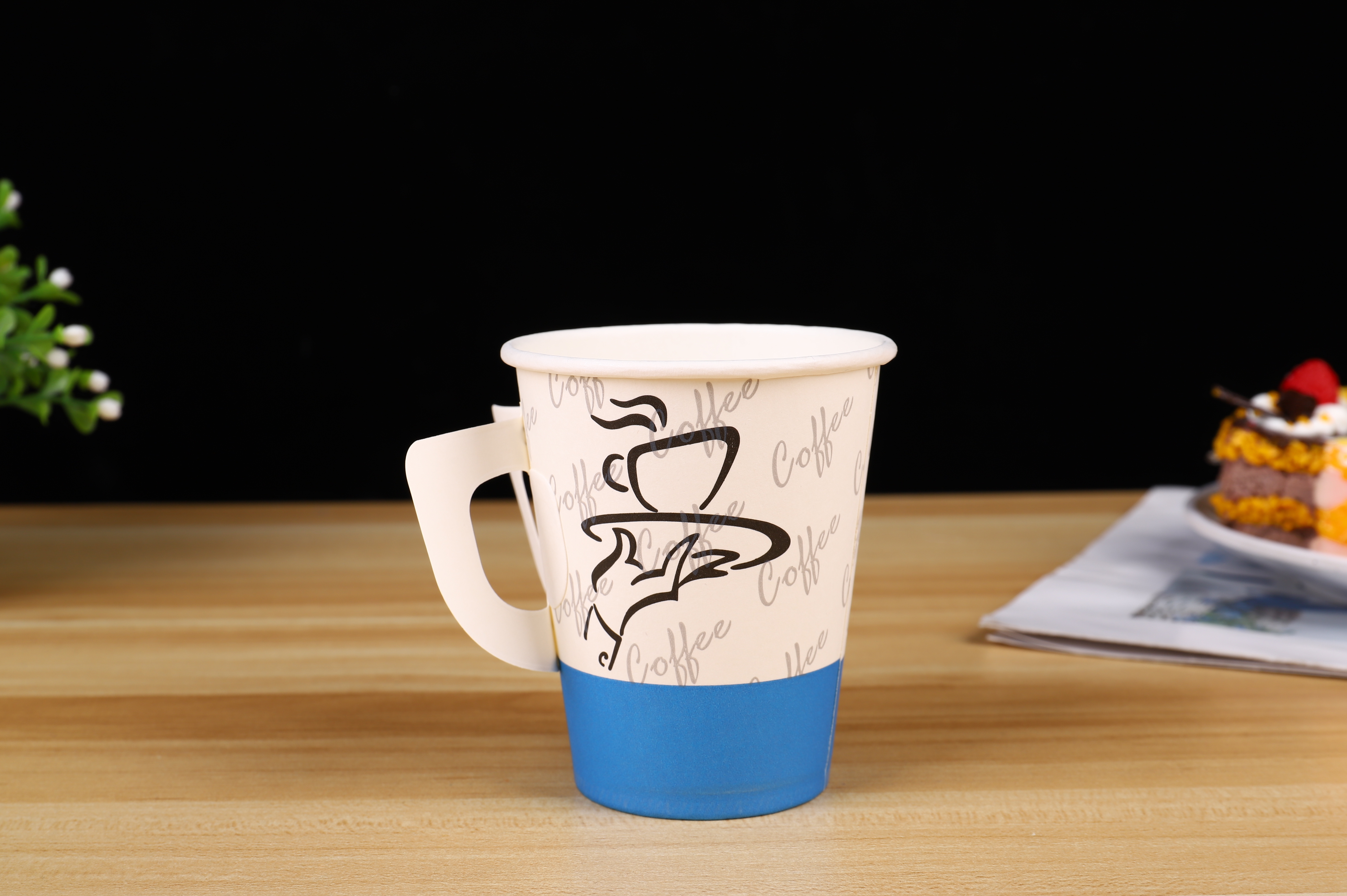 Disposable Paper Cup with Handle Perfect For Hot Drinks Tea & Coffee Handle Paper Cups Custom Printed Paper Cups